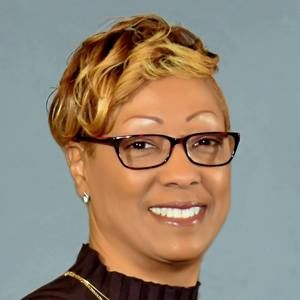 Meet your Posher, Ethel